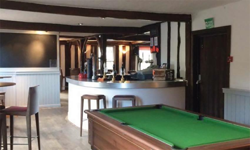 Bed and Breakfast The Chequers Royston  Exterior foto